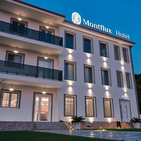 Montflux Hotel Boks Екстериор снимка