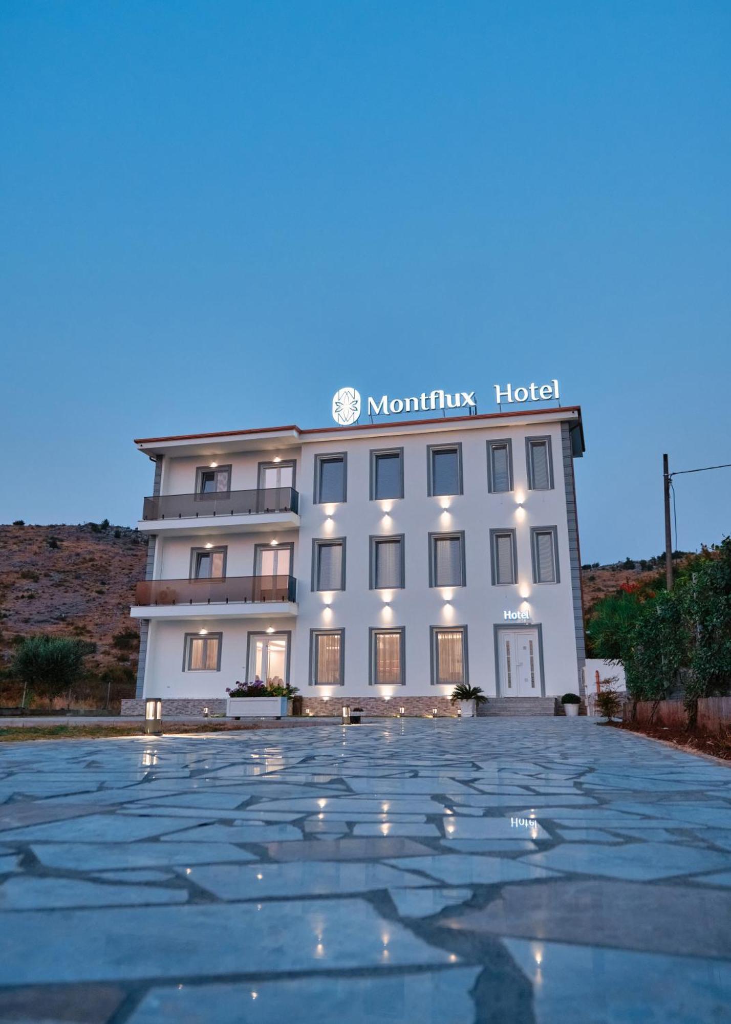 Montflux Hotel Boks Екстериор снимка