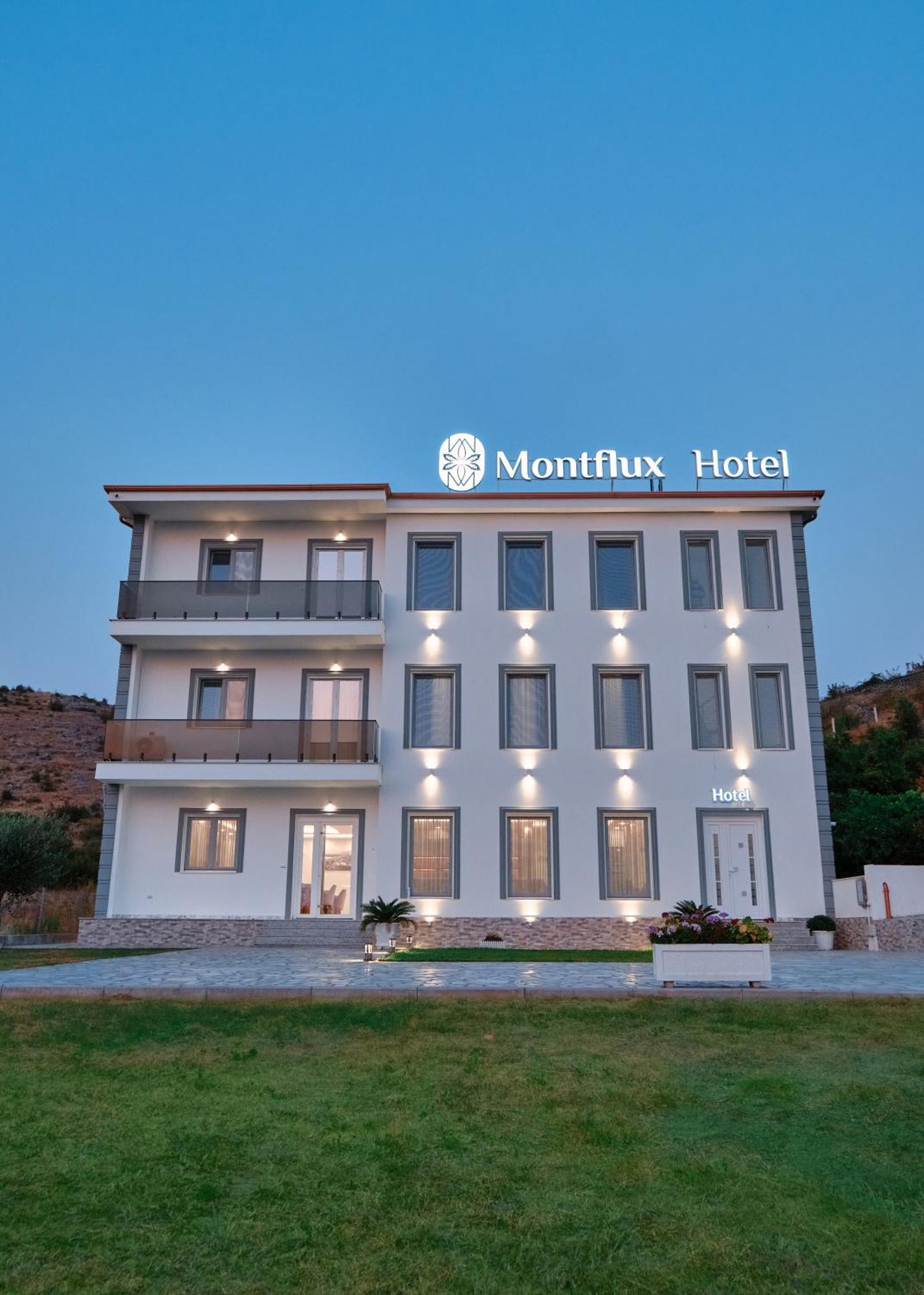 Montflux Hotel Boks Екстериор снимка